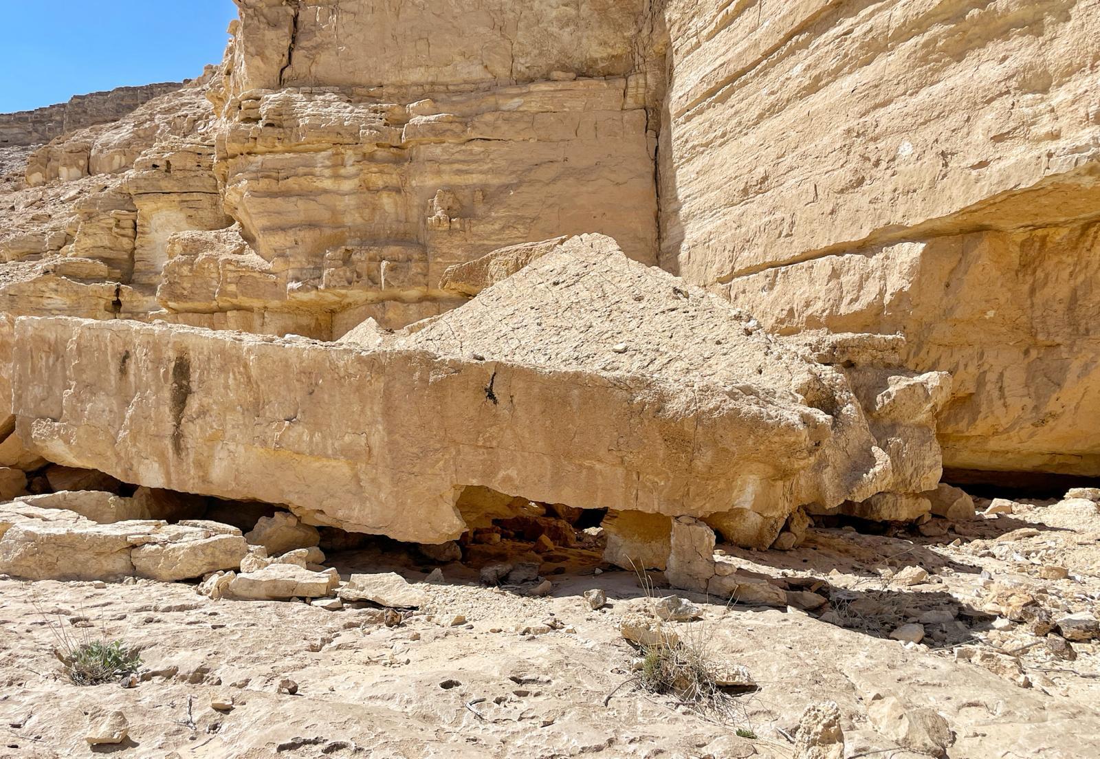 בניה רשלנית בנחל שרף